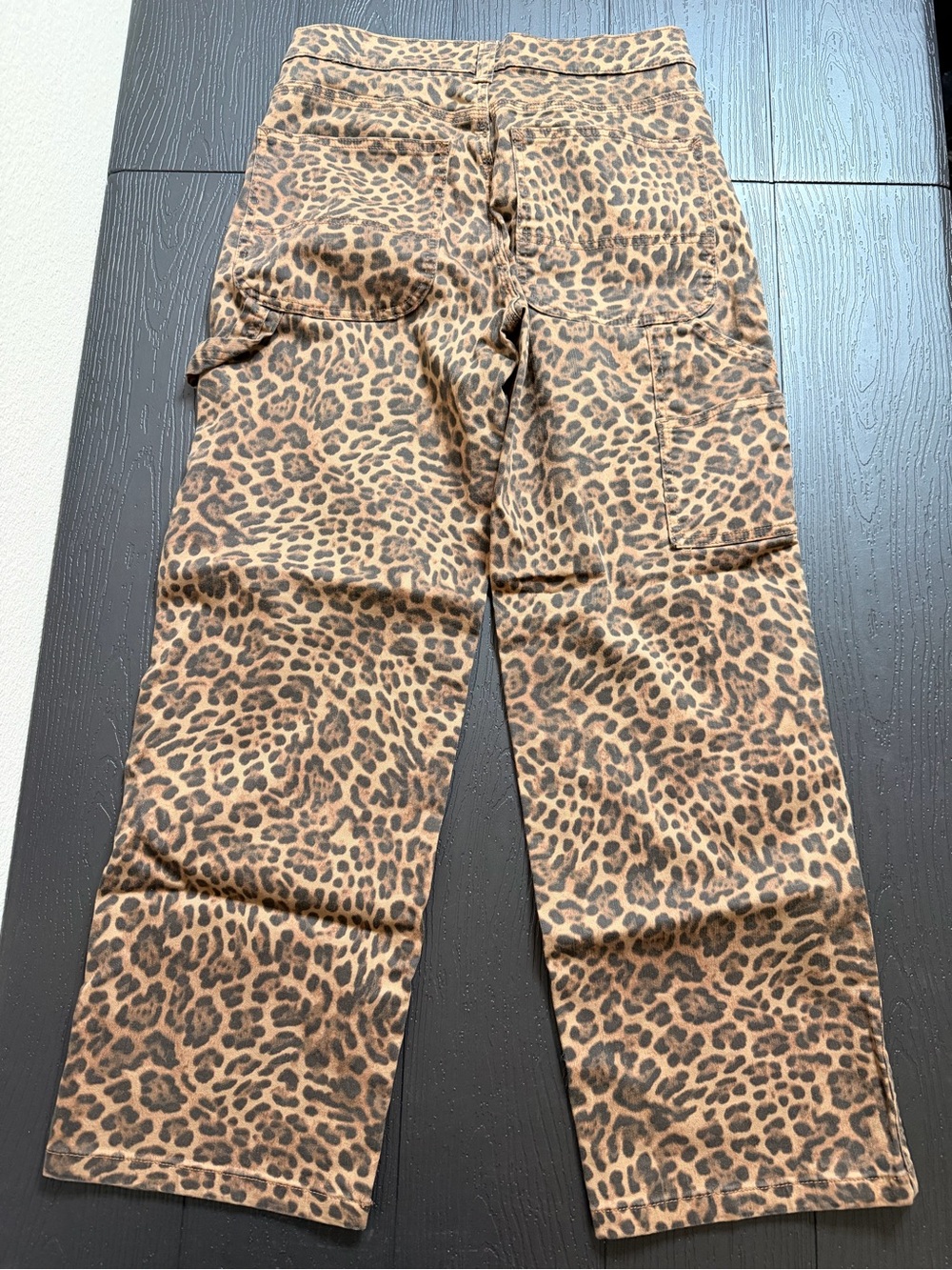 GAP Women's Leopard-Print Casual Jeans in Brown and Black - Picture 3 of 3